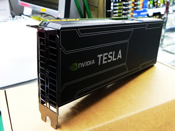 废电脑回收：骚包无极限：价值百万的双至强8核、双Tesla K20的“豪华PC”